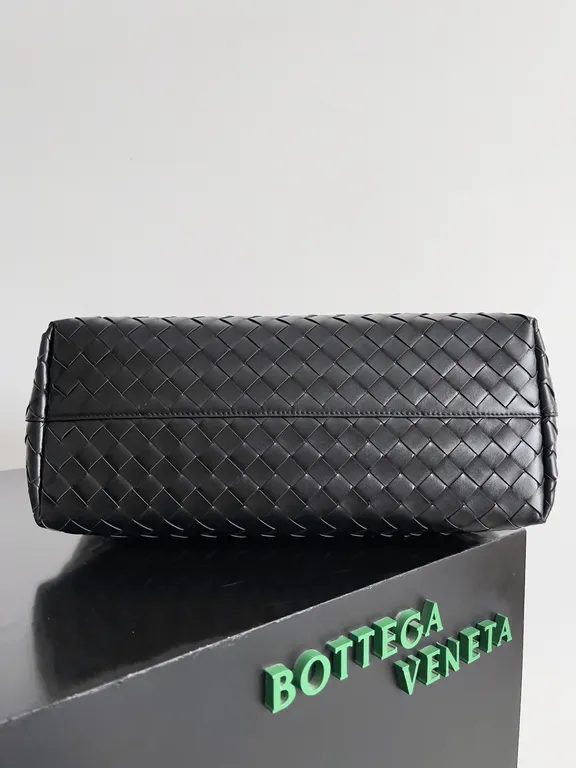 Bottega Veneta Bag 